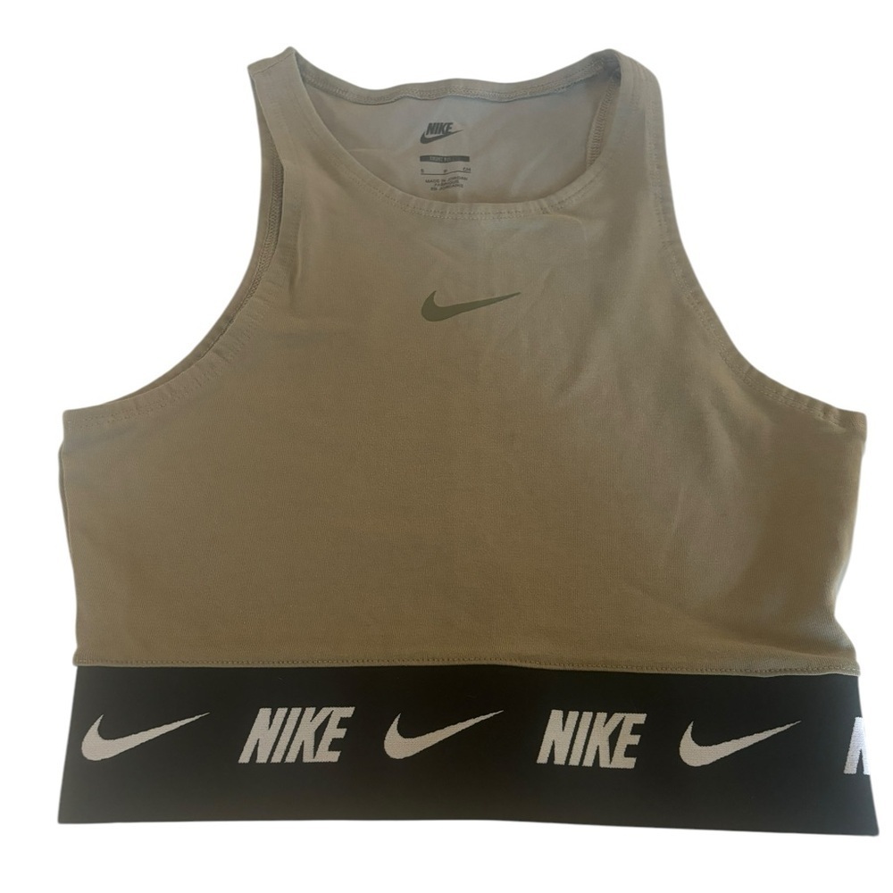 Nike Women’s Athletic Green Workout Fitness Top size small
